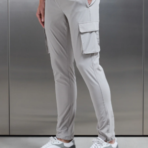 Men's jogger with big cargo pocket and two side zipper pocket ripstop fabric